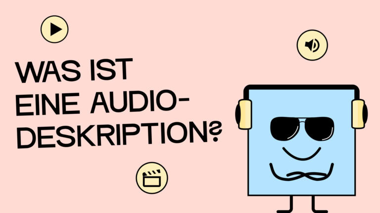 Unser blindes Maskottchen Manfred trägt Kopfhörer und lächelt glücklich.